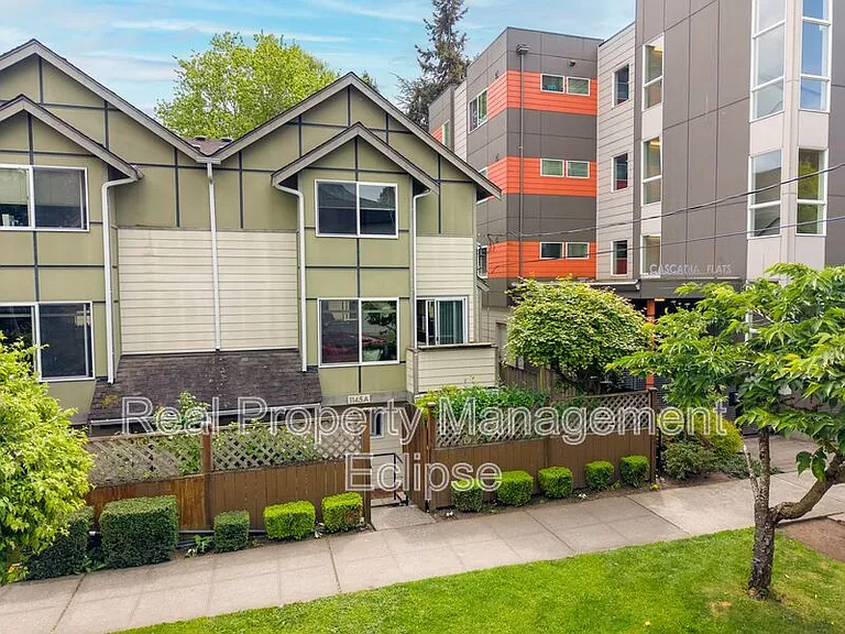 1145 N 91st St #A — Photo 10