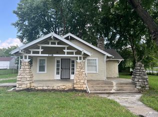 1718 E 76th St, Kansas City, MO 64131