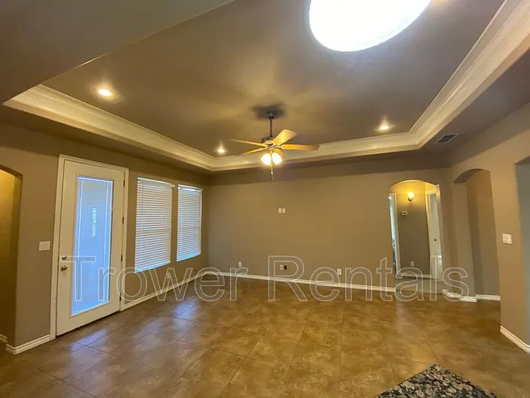 3406 Bastrop Ave — Photo 8