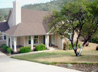 16117 Conestoga Rd, Hidden Valley Lake, CA 95467