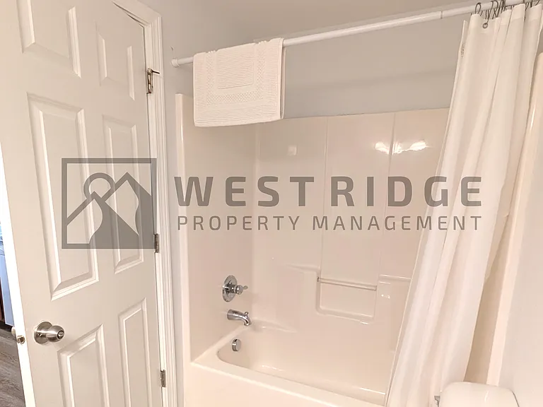 132 SE 119th Ave #5 — Photo 10