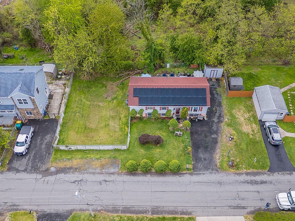 1st image of 820 Walnut Ave