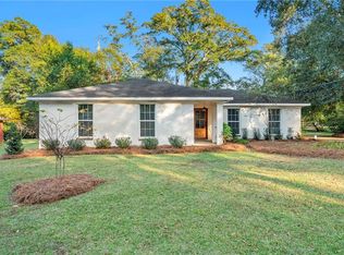 1031 Navion Dr, Mobile, AL 36695