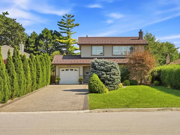 3415 Schomberg Ave, Mississauga, ON L4Y 2P5