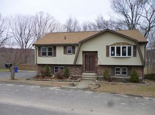 82 Quentin St, Waterbury, CT 06706