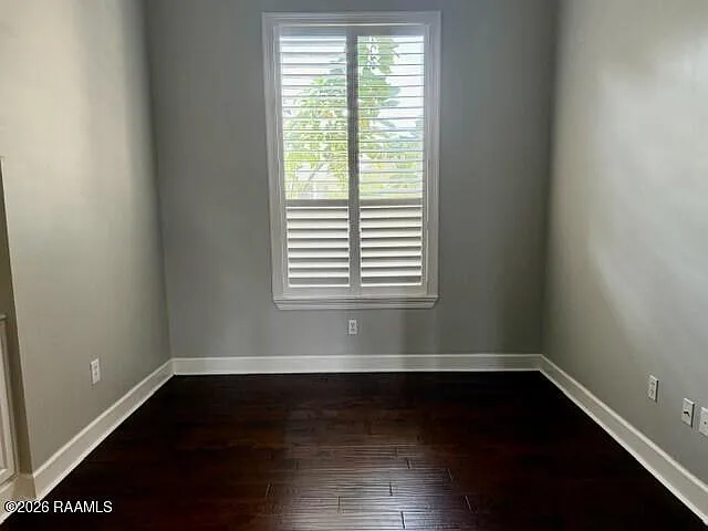 4 bed, 3.0 bath, 2846 sqft, $3,500 — Photo 4