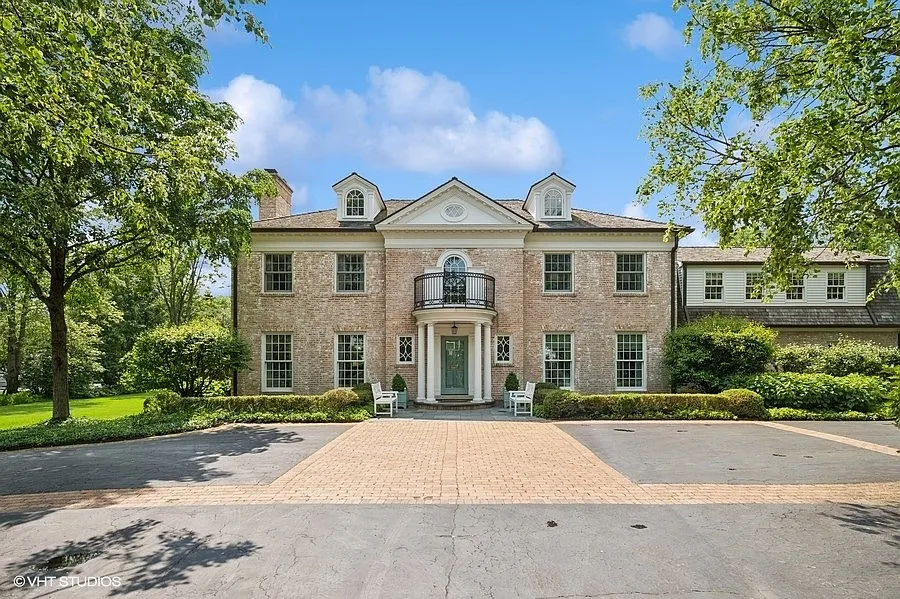 54 Woodley Rd photo 1