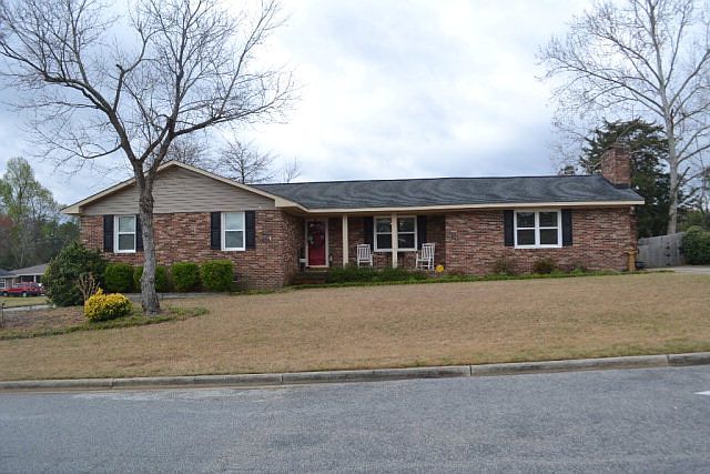 1st image of 287 Hinman Dr