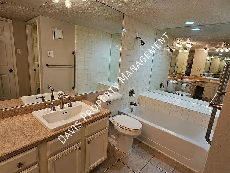 16301 Ledgemont Ln #174 — Photo 14