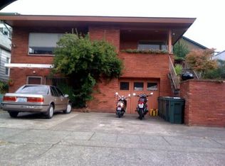 718 N 43rd St, Seattle, WA 98103
