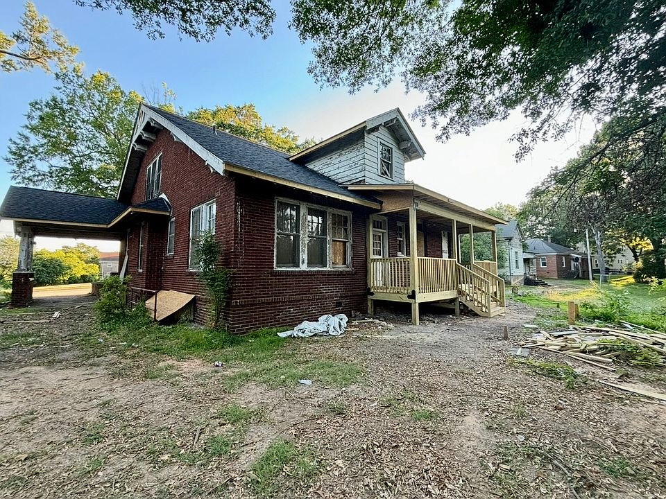 2nd image of 5 W Main St