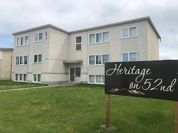 Building Photo - 4817 52nd St #5