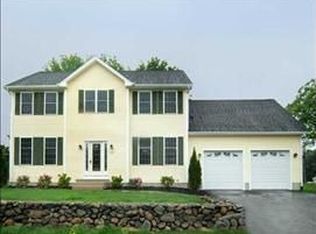 224 Old River Rd, Lincoln, RI 02865