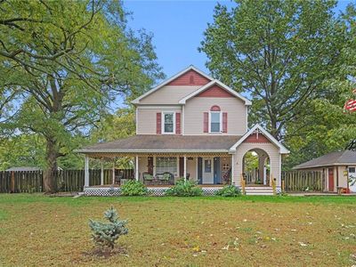 1815 Cherokee St, Leavenworth, KS, 66048