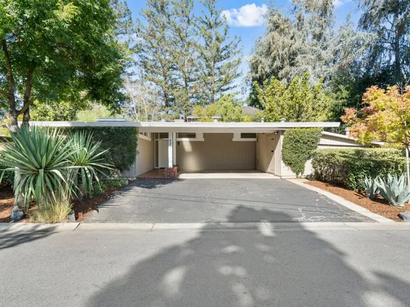 521 Middle Ct, Menlo Park, CA 94025