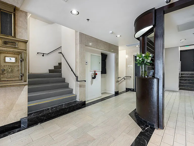 Maxfield Lofts — Photo 7