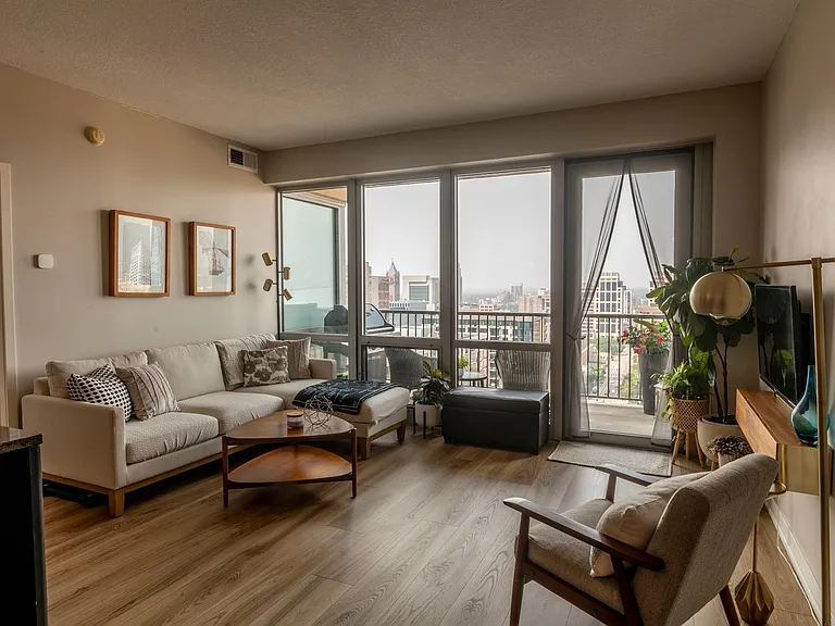 929 Portland Ave S #2202-U — Photo 4