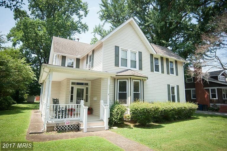 1st image of 203 Chesterfield Ave