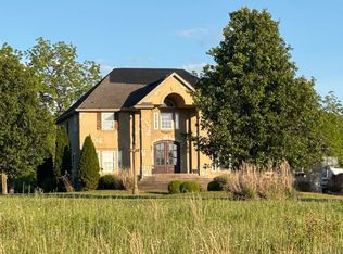 7490 Country Club Ln, Houston, MO 65483