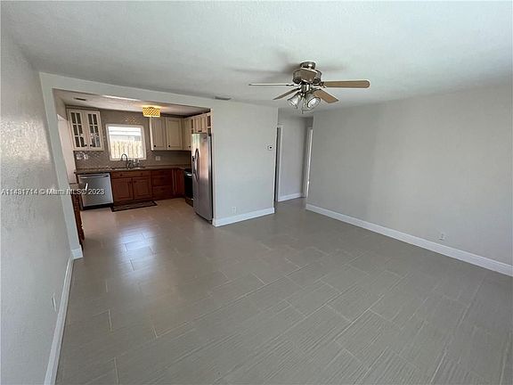 5th image of 1463 NE 28th Ct