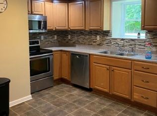 72 Sterling Hill Rd, Sparta, NJ 07871