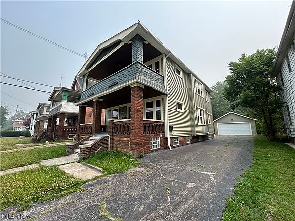 2nd image of 12816 Forest Ave