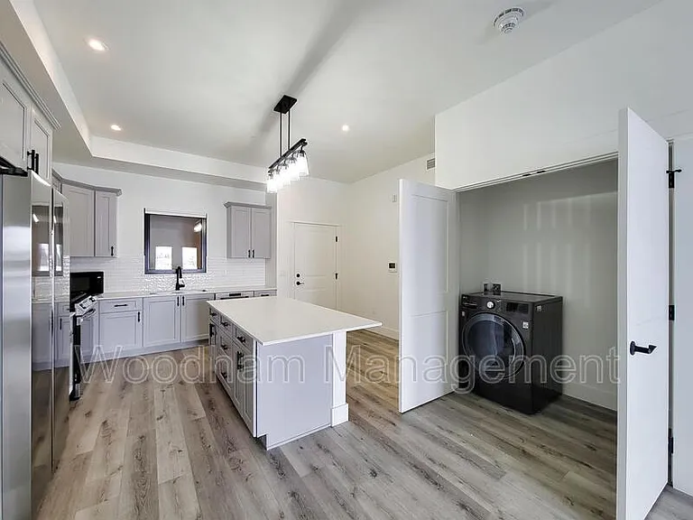 1704 Lincoln St #5A — Photo 12