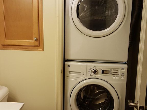 5th image of 778 Union Blvd #206
