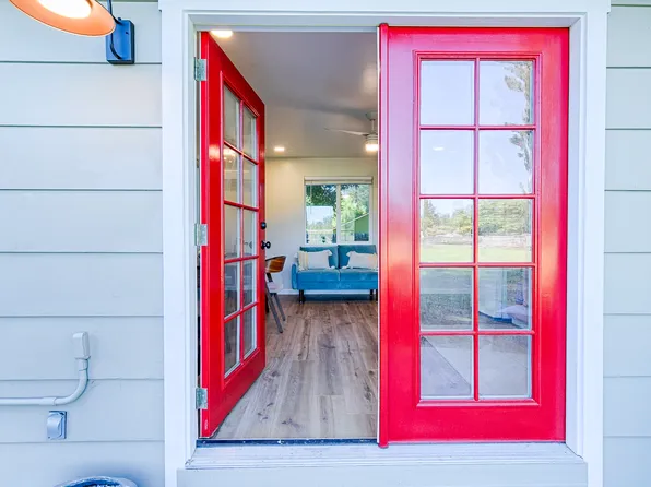 (undisclosed Address), Sebastopol, CA 95472