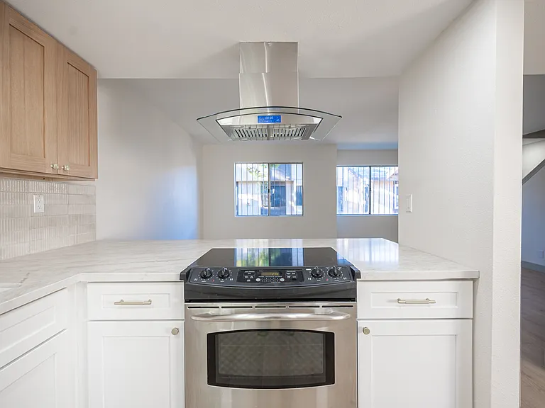 208 Bruce St #C — Photo 8