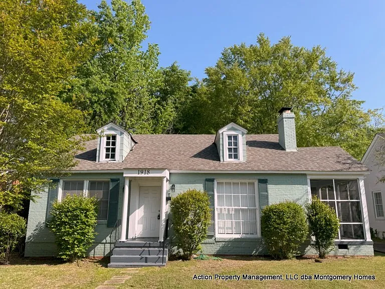 1918 Norman Bridge Ct — Photo 1