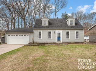 4647 Westgate Ave NW, Comstock Park, MI 49321