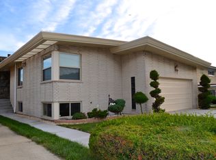 2743 W 85th St, Chicago, IL 60652