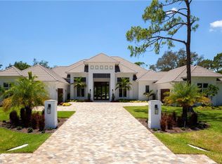 551 Gordonia Rd, Naples, FL 34108