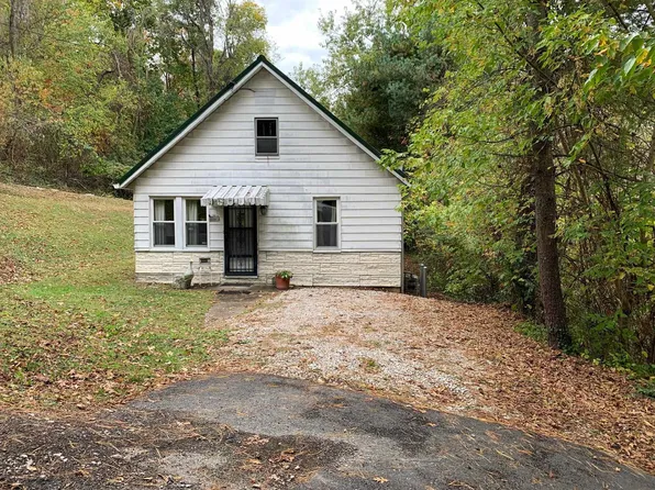 8339 Johnson St, Catlettsburg, KY 41129