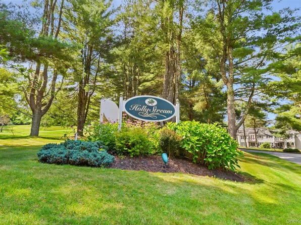 103 Holly Stream Court, Brewster, NY 10509