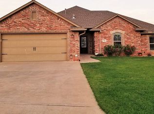 912 Isabella Ln, Altus, OK 73521