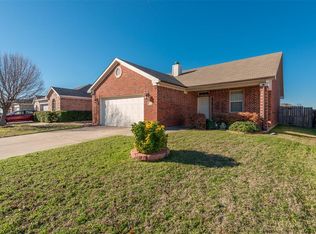 6445 Waterhill Ln, Fort Worth, TX 76179