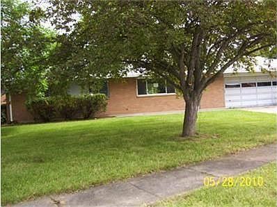5th image of 303 Bluffside Dr