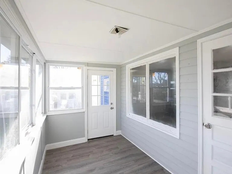 11 Highland Ave — Photo 6