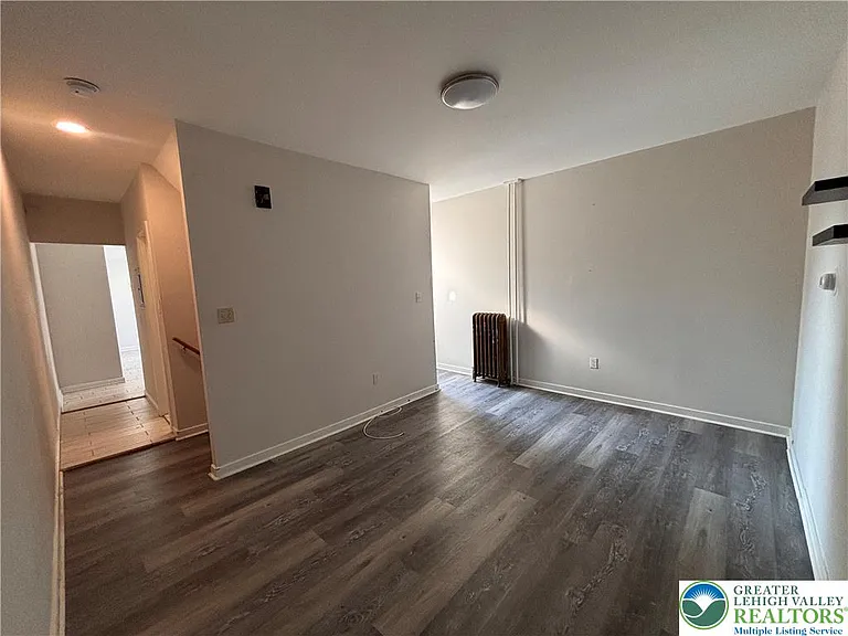 718 1/2 N 10th St #2 — Photo 7
