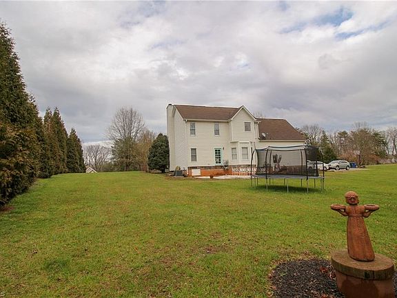 4th image of 170 Dionne Way