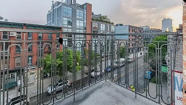 Rented by Nooklyn NYC LLC | media 76