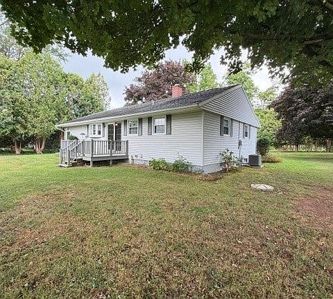 5th image of 5744 Merry St