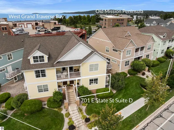 701 E State St APT D, Traverse City, MI 49686