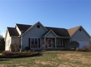 5872 Hopewell Dr, Ontario, NY 14519