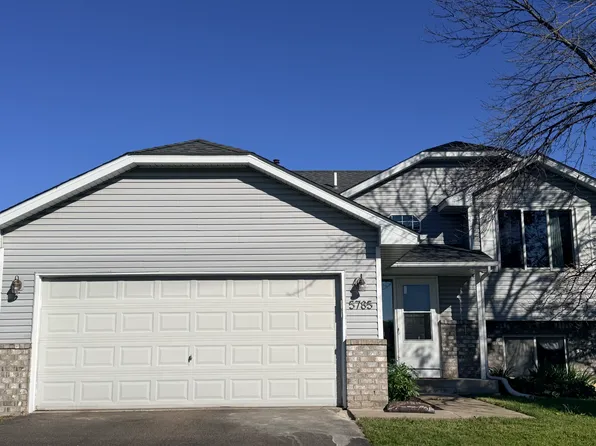5785 Yucca Ln N, Plymouth, MN 55446