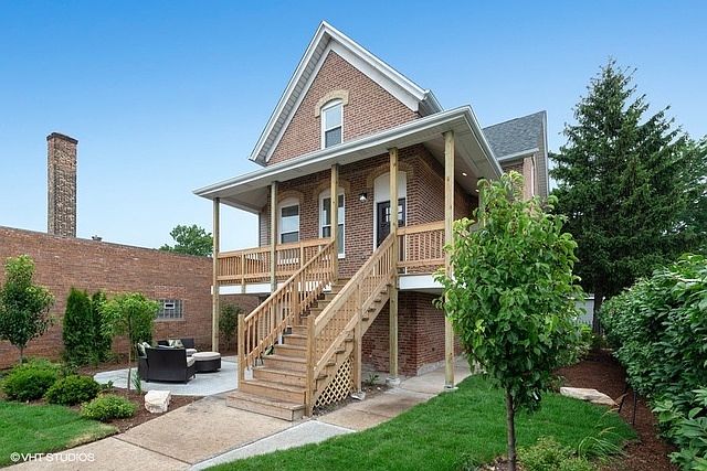 1st image of 4434 W Belmont Ave #A