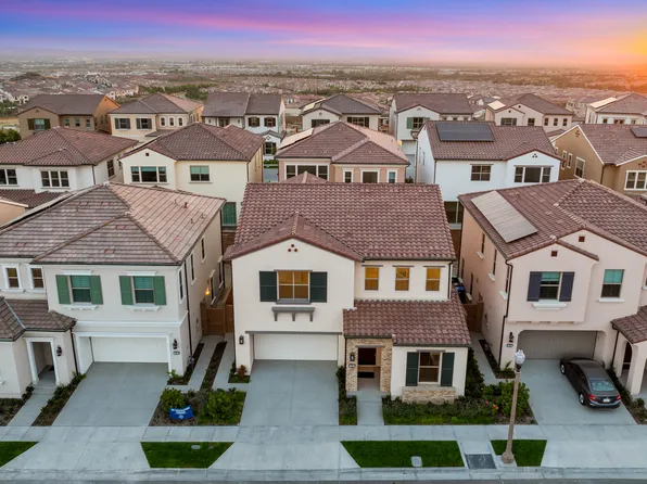 323 Brimwood, Irvine, CA 92618