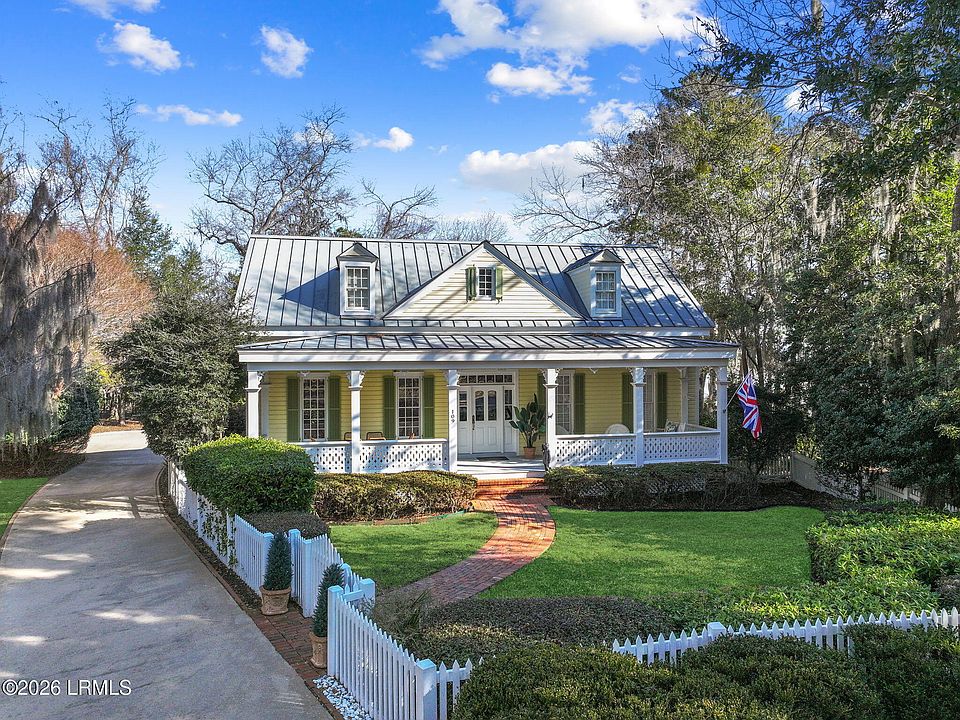 1st image of 109 Five Oaks Circle